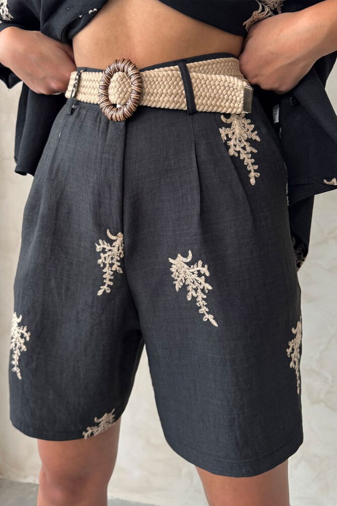 Embroidered Linen Shorts - Black | Topshow