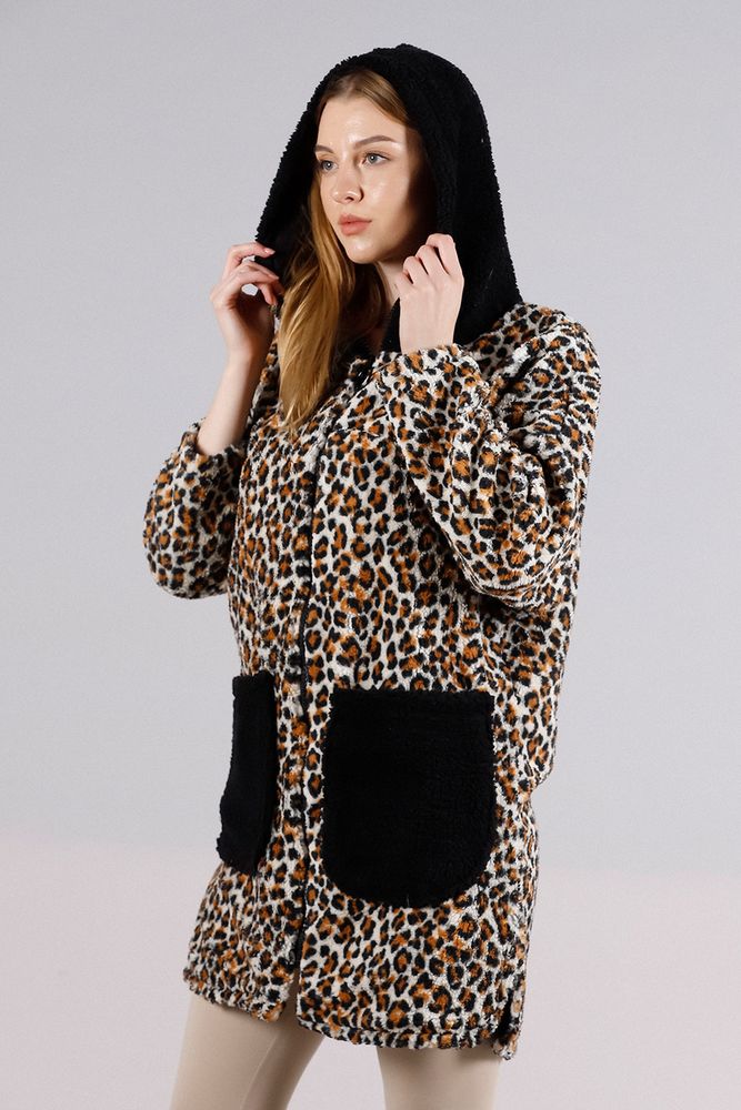 Topshow Leopard Wholesale Coat with Zipper Pockets