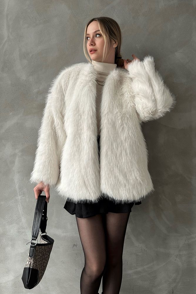 Topshow Cream Plush Wholesale Coat