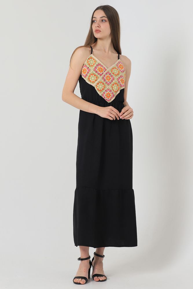 Long dress with black front embroidery