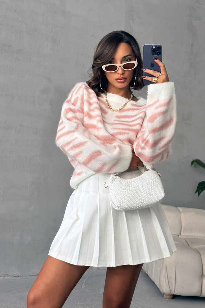 Topshow Bone-Pink Soft Textured Knitwear Sweater | K-098