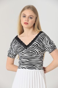 Topshow Black Zebra V-Neck Collar Lace Wholesale Blouse #4