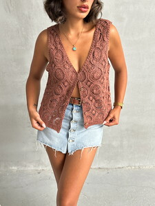 Topshow Brown Buttoned Lace Vest #4