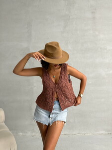 Topshow Brown Buttoned Lace Vest #5