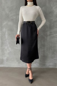 Topshow Black Satin Wholesale Skirt #4