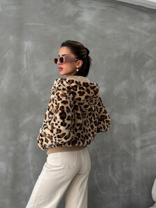 Topshow Dark Stone Leopard Look Plush Wholesale Coat #5