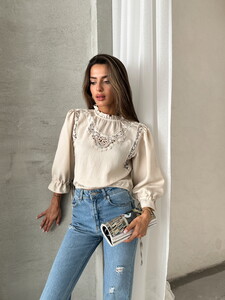 Topshow Stone Lace Detailed Blouse #3