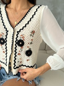 Topshow Cream Buttoned Short Cardigan #4