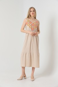 Long dress with embroidery in front of the stone #2