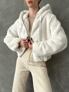 Topshow Cream Feather Wholesale Coat #4