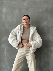 Topshow Cream Feather Wholesale Coat #2