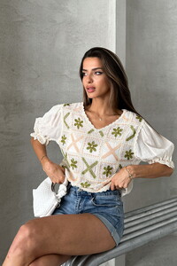 Topshow Stone Green Daisy Patterned Raw Blouse #1