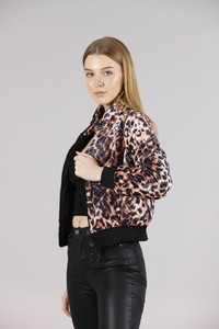 Topshow Leopard Collar Quilted Zipper Wholesale Coat #3